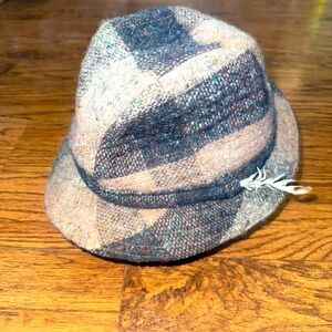 Vintage DONEGAL TWEED HAT OF IRELAND CASTLEBAR 100% Wool HandCrafted Bucket CAP